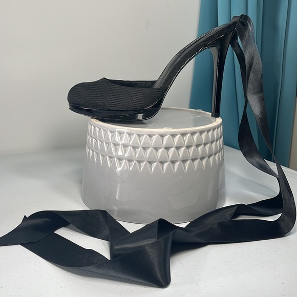 Ann Taylor Satin Bandage Leg Lace Tie Up Ribbon Stilettos Heels Women’s size 7 - Picture 14 of 16